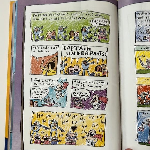 Captain Underpants Book Bundle - Picture 4 of 16